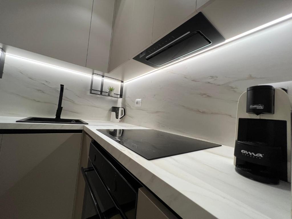 Moreas Apartment - Image 9