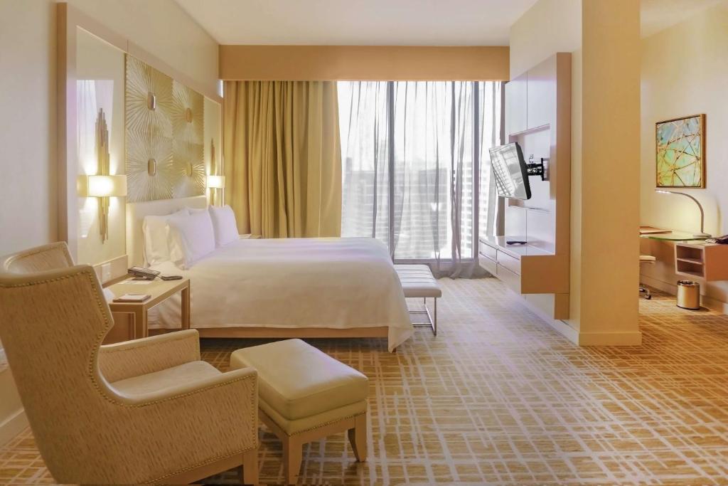 Postel nebo postele na pokoji v ubytování Waldorf Astoria Panama