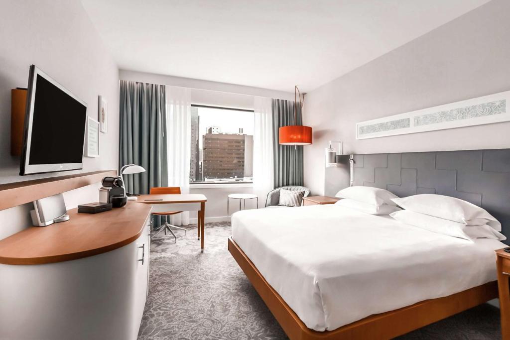 
Family Connecting Rooms
