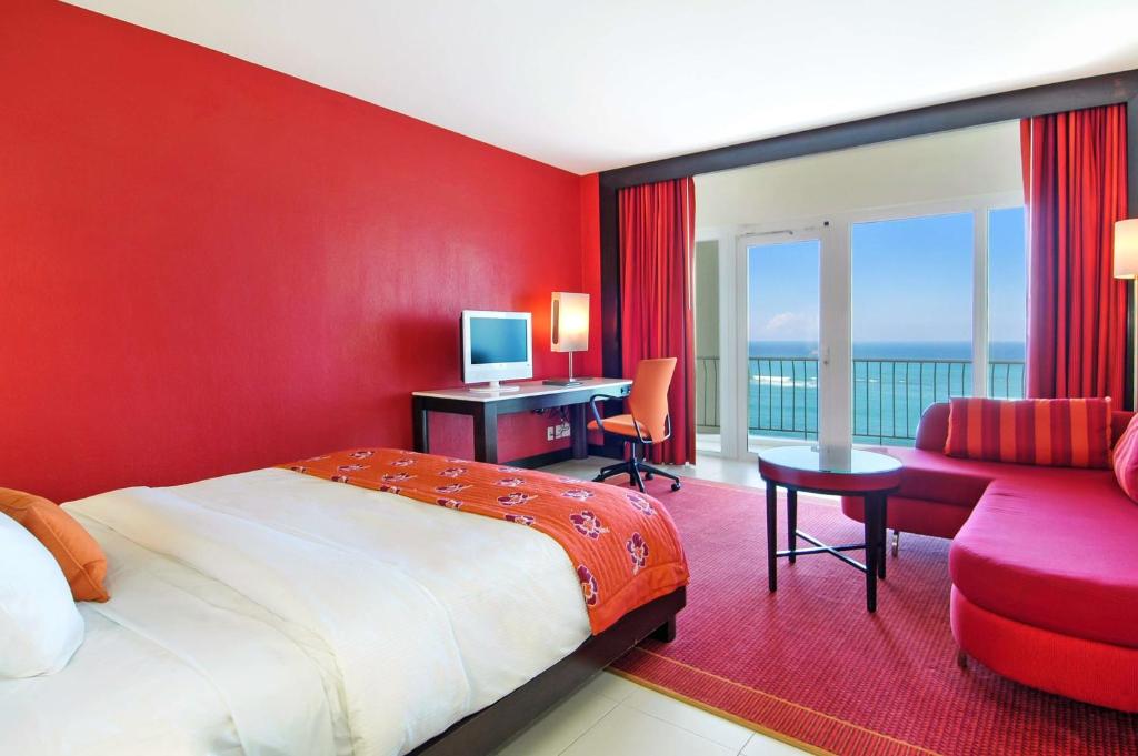 The Condado Plaza Hotel - Room King Con Balcón - Frente Al Mar