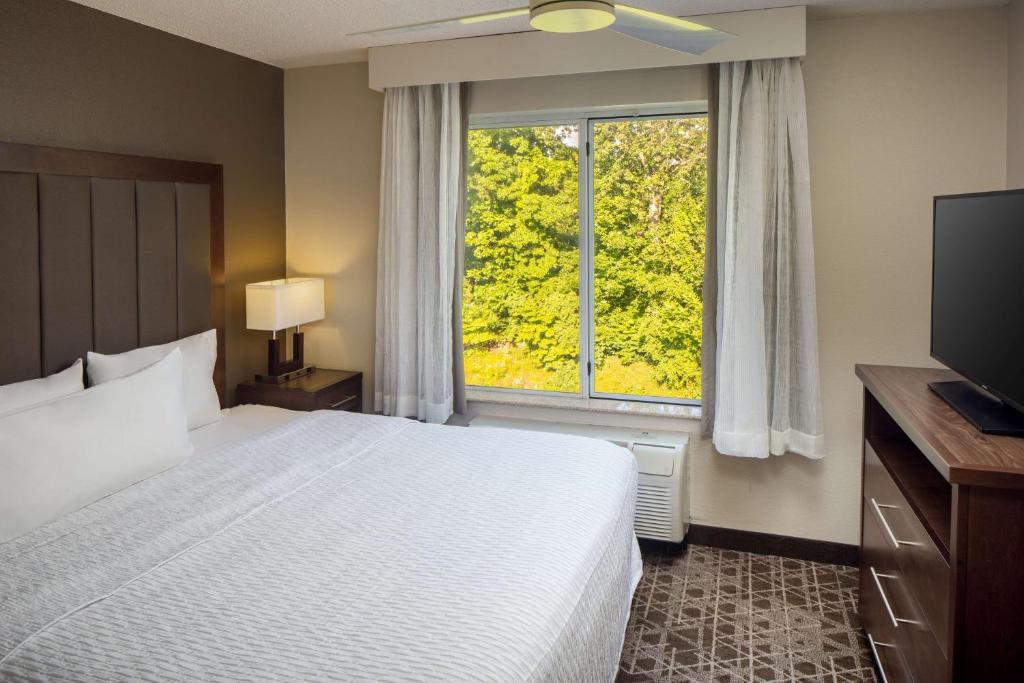 Homewood Suites by Hilton Wallingford-Meriden - Suite King One Bayroom Premium - Non-fumeurs