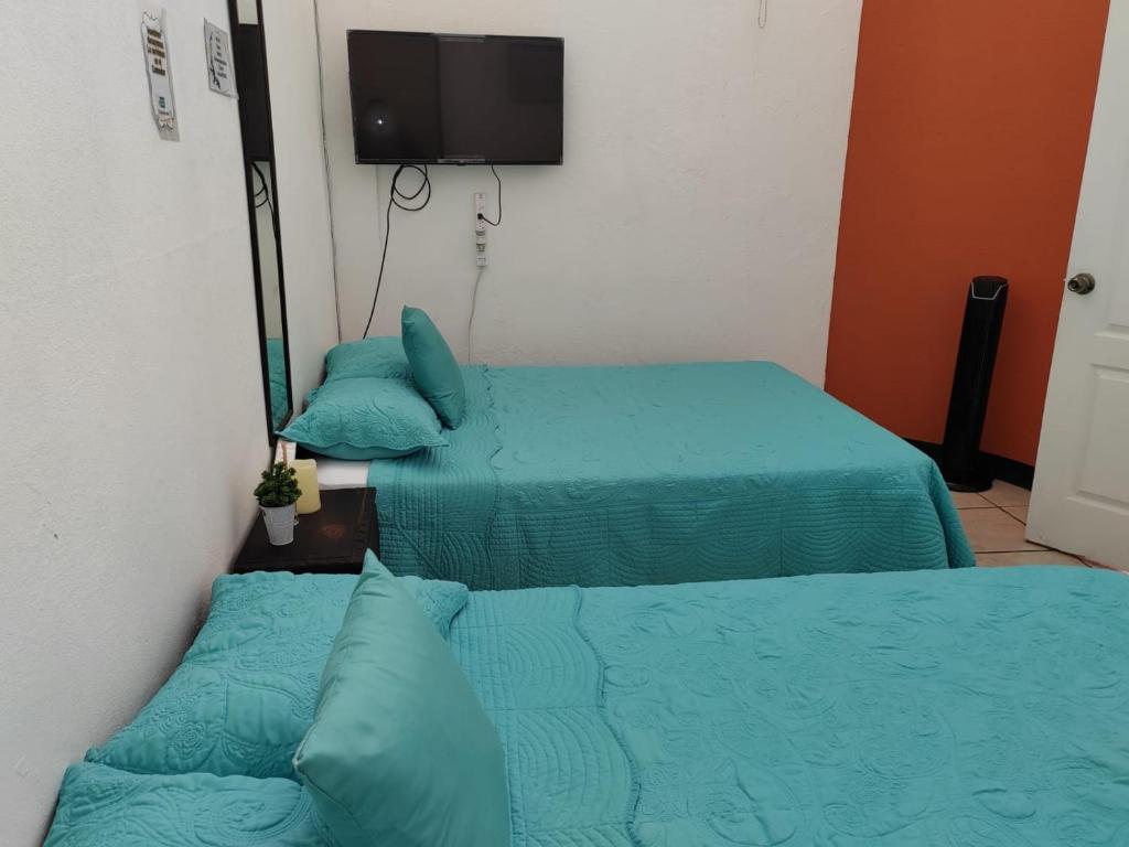 Gran Hotel Desamparados - Double Room With Private Bathroom