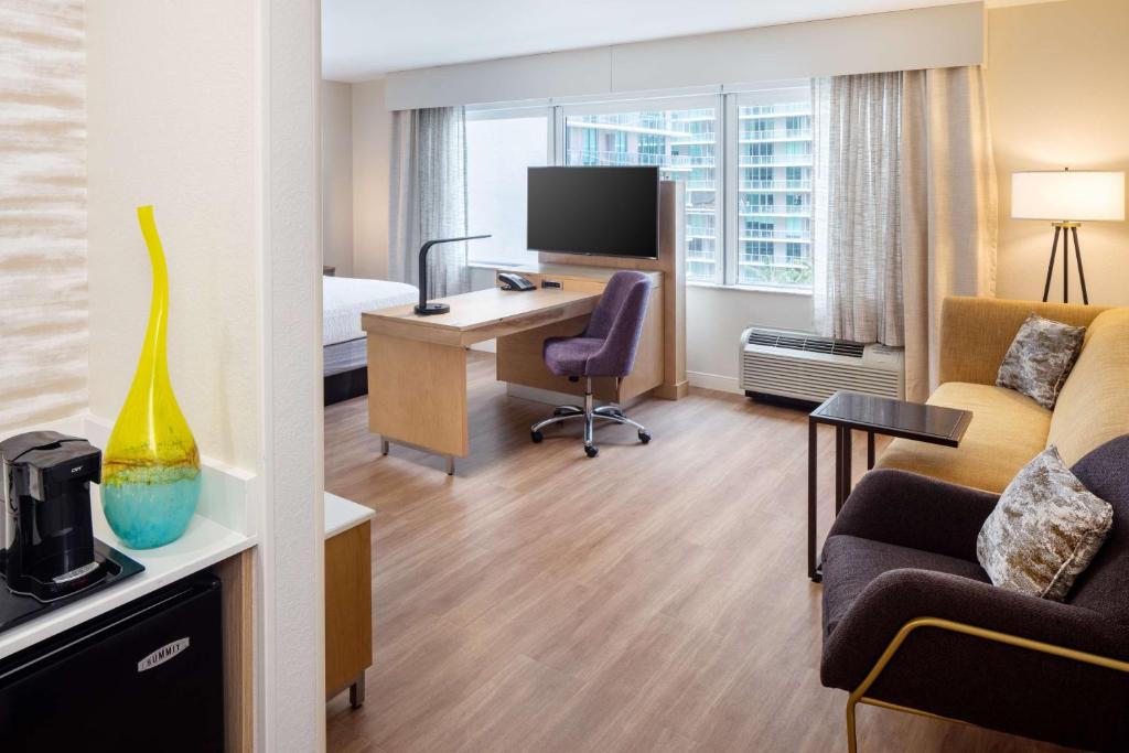 Hampton Inn & Suites by Hilton Miami Downtown/Brickell - Queen Studio Suite Avec Deux Lits Queen - Non-fumeurs