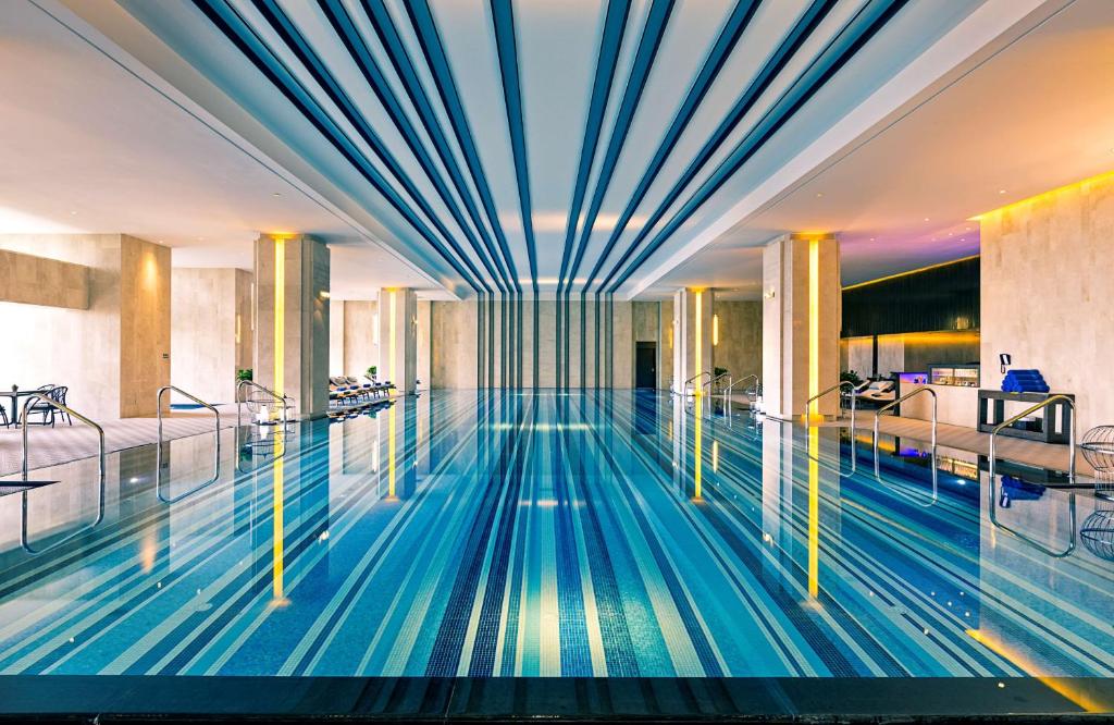 Hilton Dali Resort & Spaの敷地内または近くにあるプール