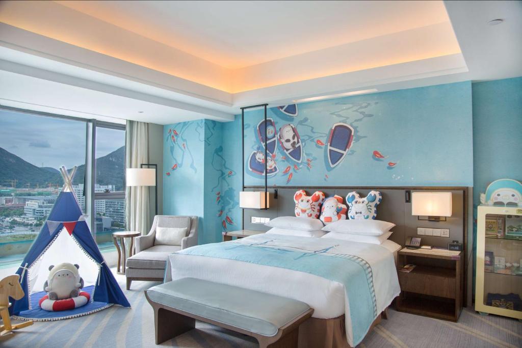 Hilton Zhoushan - Family Room With Crab Theme And Lake View