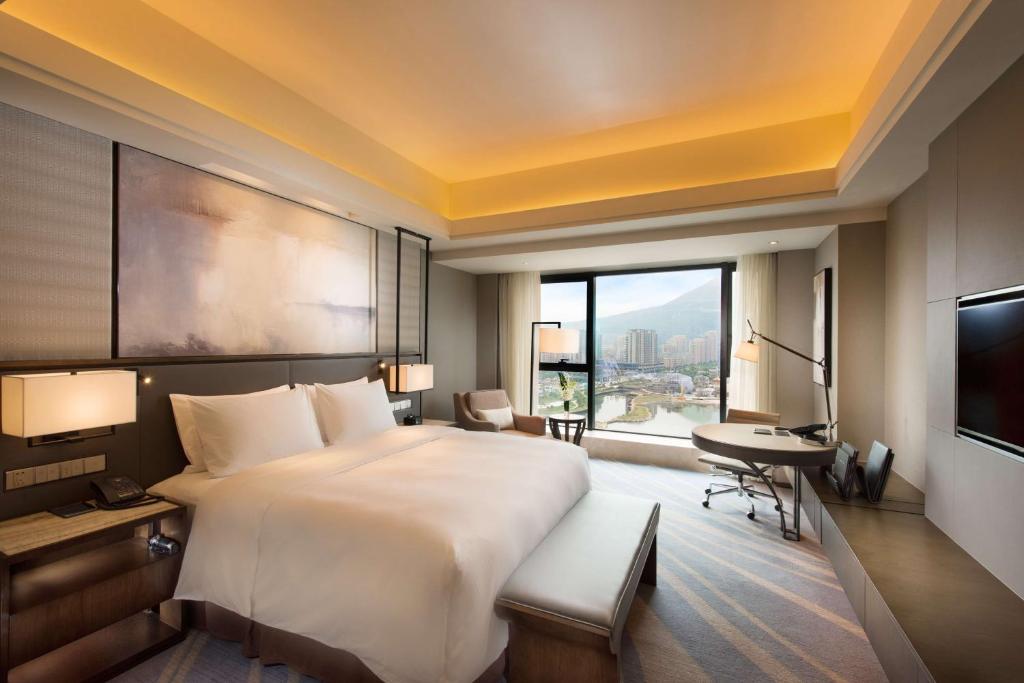 Hilton Zhoushan - Accessible King