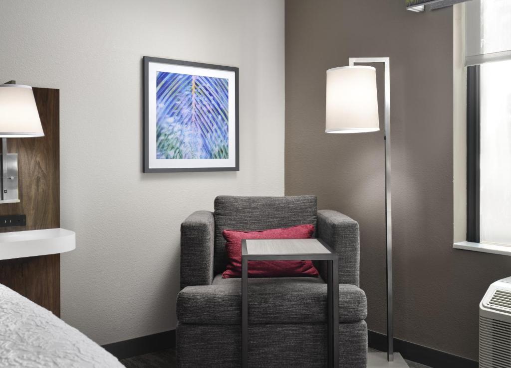 Hampton Inn Pinellas Park St Petersburg, Fl - Chambre Lit King-Size - Non-Fumeurs