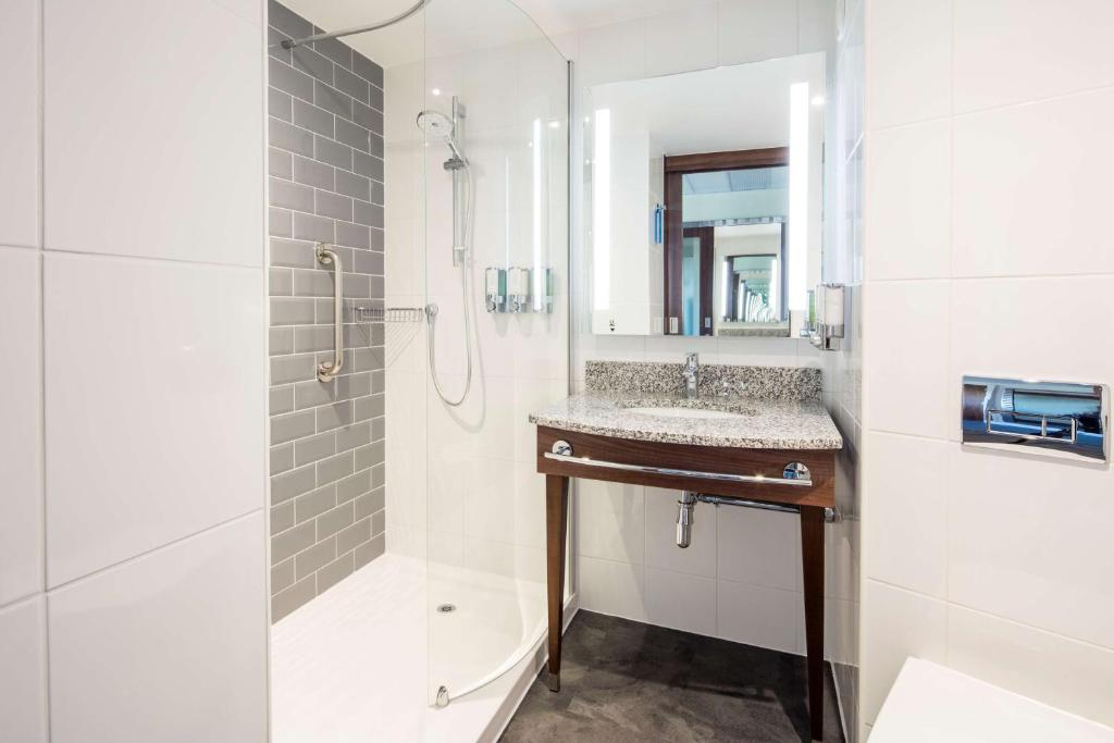 Hampton By Hilton Humberside Airport - Queen Room - Non-Smoking