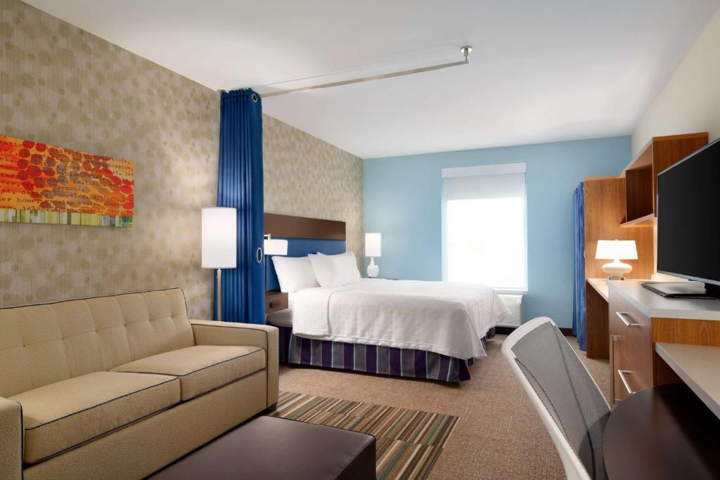 Postel nebo postele na pokoji v ubytování Home2 Suites By Hilton Joliet Plainfield