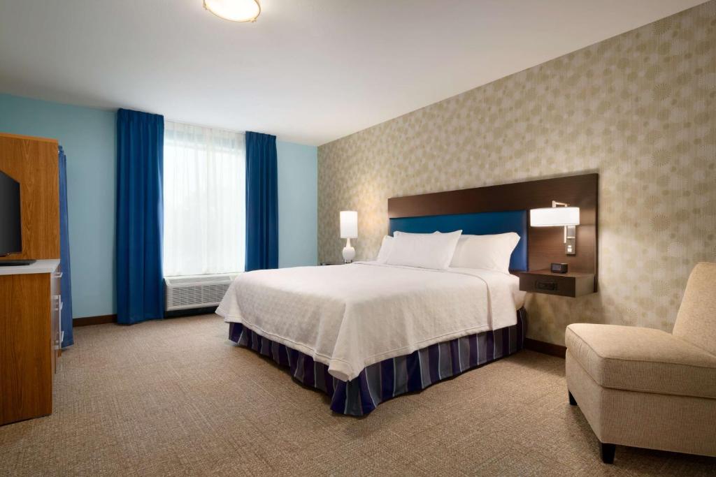Postel nebo postele na pokoji v ubytování Home2 Suites By Hilton Joliet Plainfield