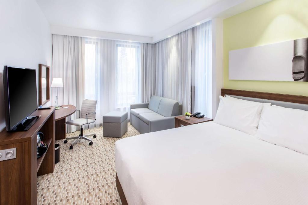 
Queen Room with Sofa Bed
