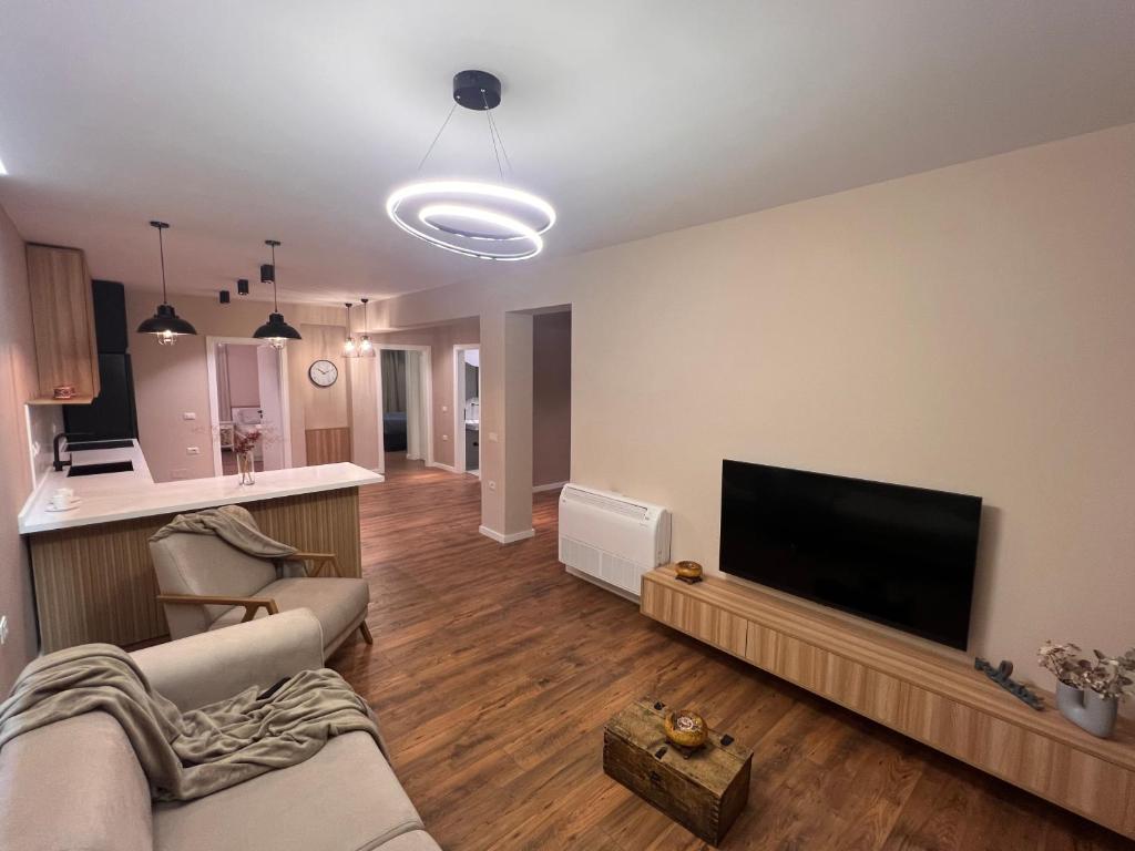 Apartament ne qender te Shkodres - Image 4