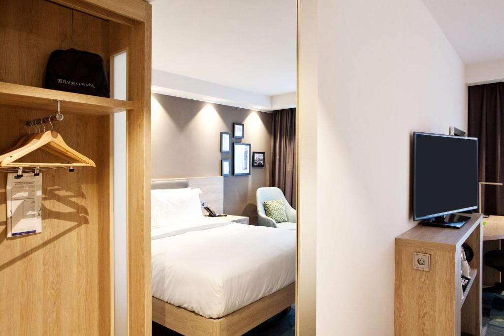 Hampton By Hilton Berlin City East Side Gallery - Resim 19