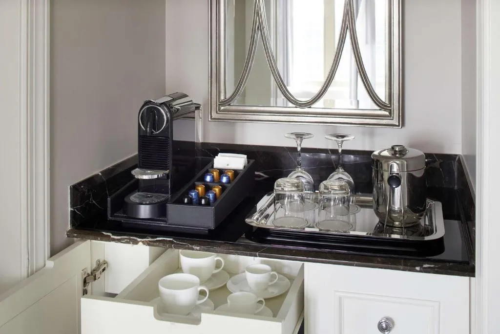 Junior King Suite with Balcony