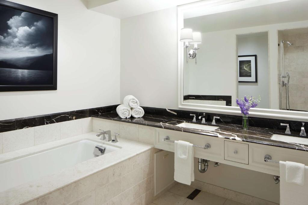 Waldorf Astoria Atlanta Buckhead photo 3