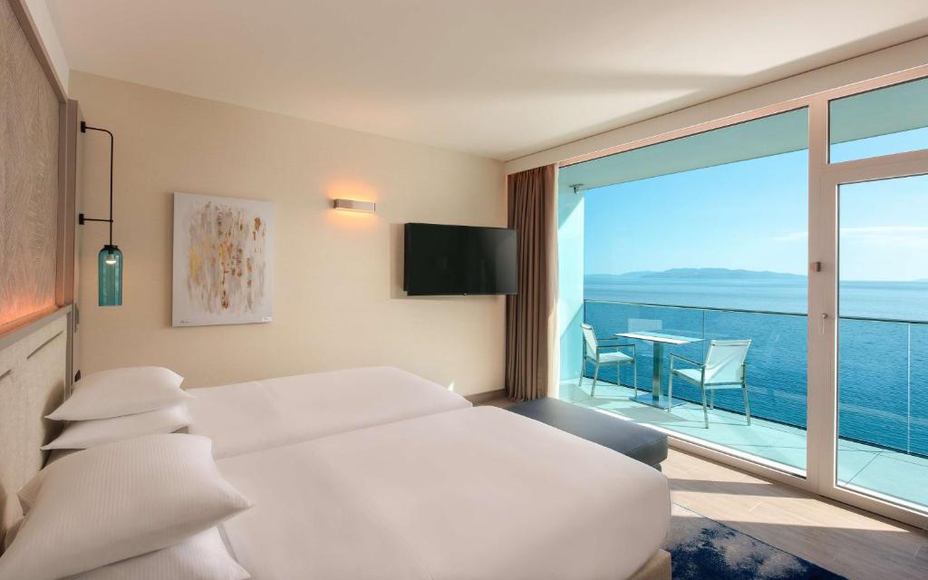 Hilton Rijeka Costabella Beach Resort And Spa - 12