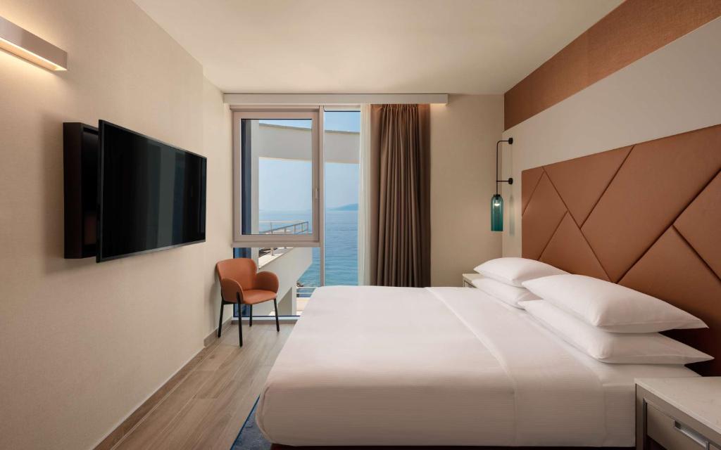 Hilton Rijeka Costabella Beach Resort And Spa - 9