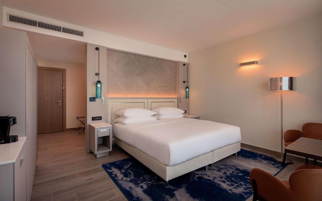 Hilton Rijeka Costabella Beach Resort And Spa - 1