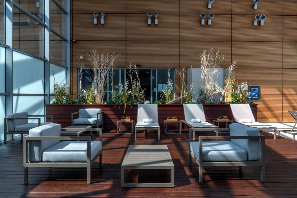 Posezení v ubytování Hilton Geneva Hotel and Conference Centre