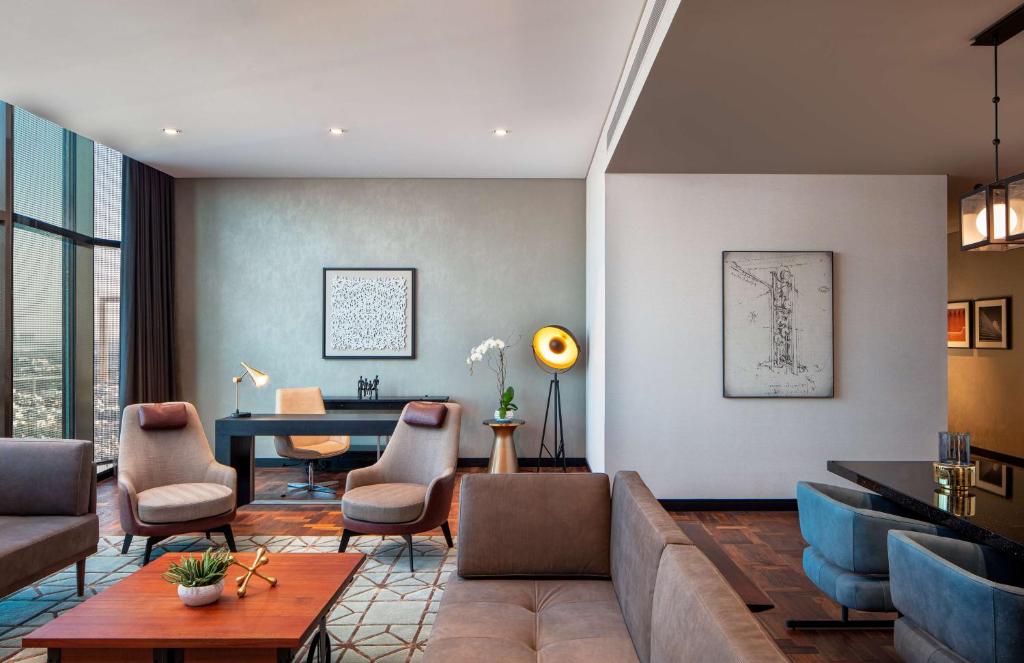 DoubleTree by Hilton Dubai M Square Hotel & Residences - Resim 45