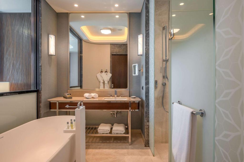 Hilton Tashkent City - King Room