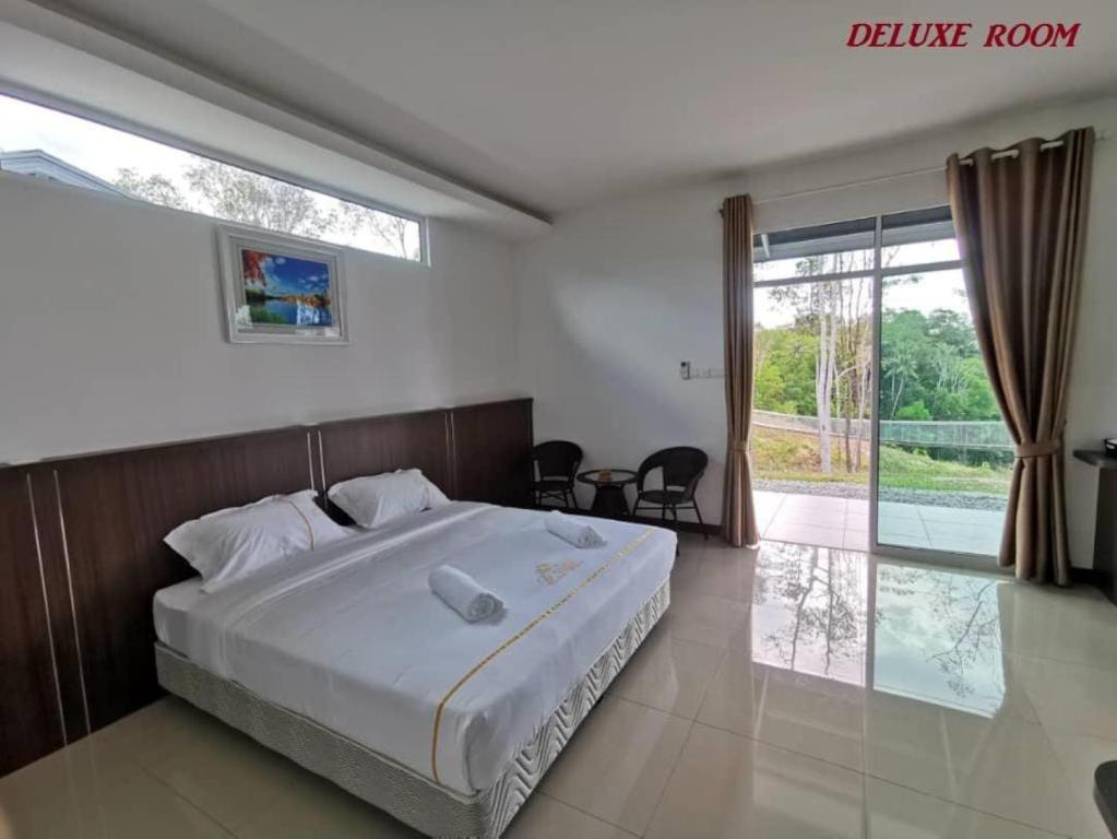 D View Holiday Homes - Deluxe King Room