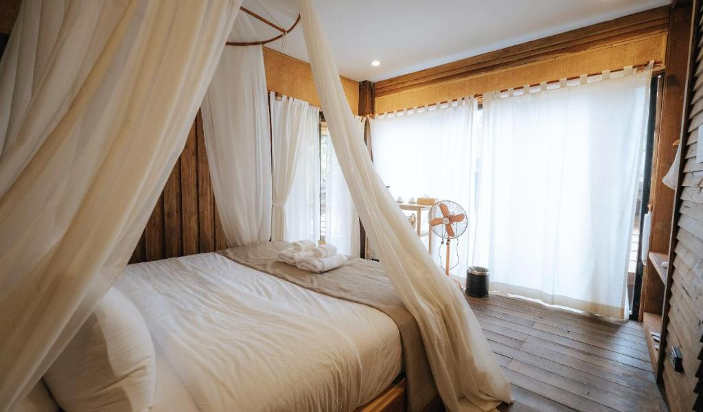 อุ่นไอมาง สะปัน - Camera Doppia Con Balcone