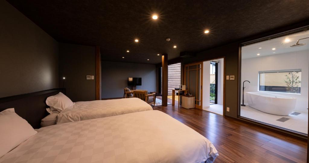 IZUTSURO - Twin Room With Bathroom