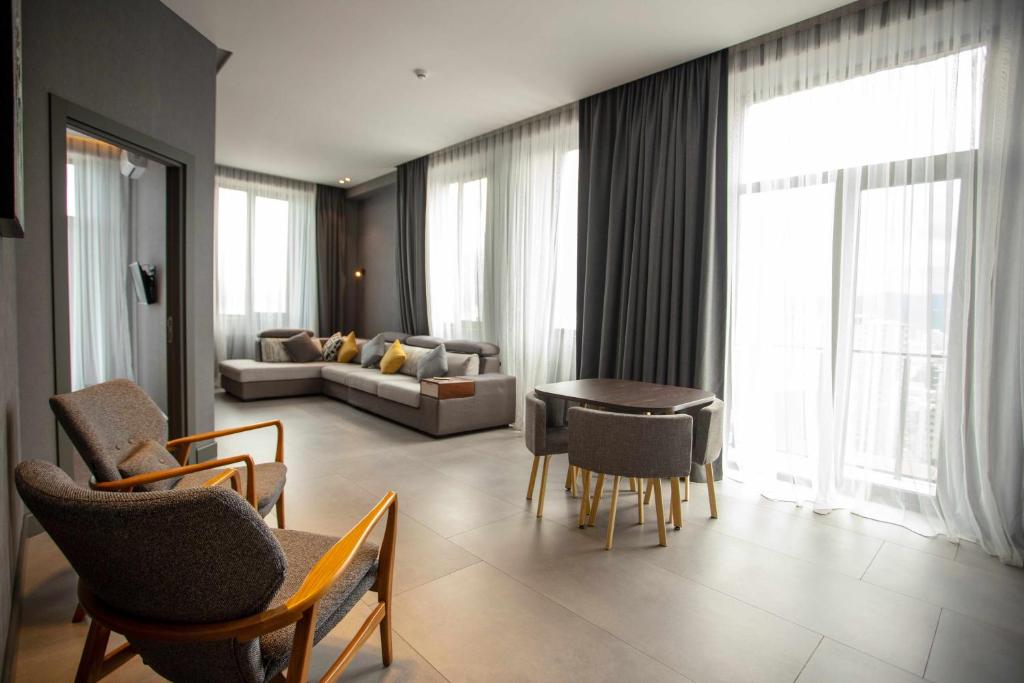 Posezení v ubytování Gumbati Apart Hotel