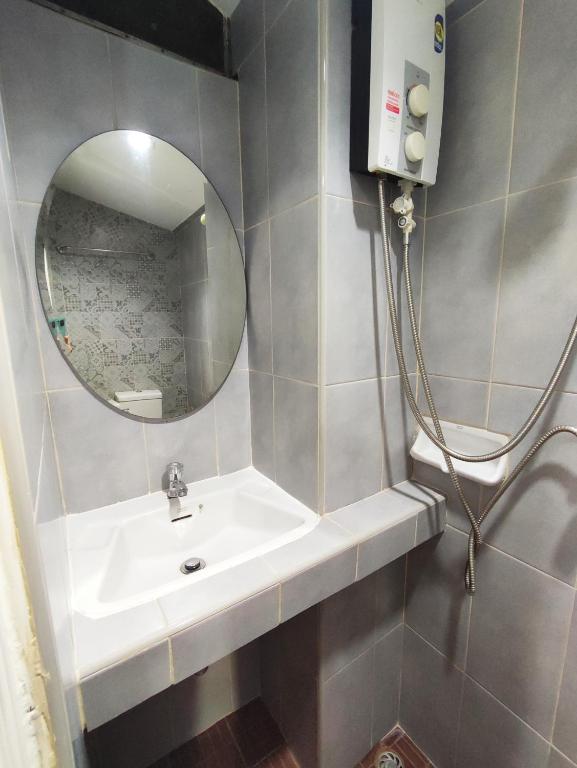 
 Standard Twin Room with Bunk Beds
