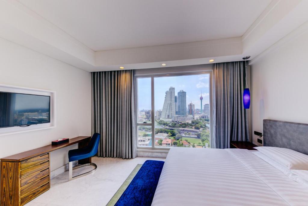 Cinnamon Red Colombo - 18