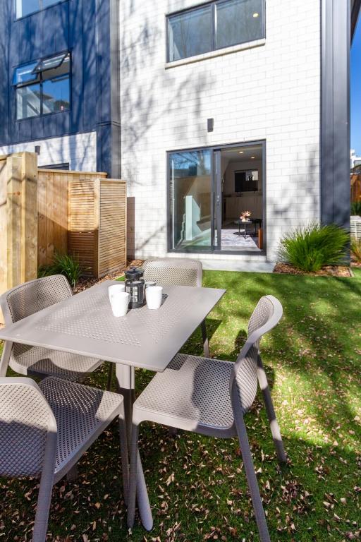 Central City Escape 1 Bed 1 Bath near Hagley Park - Resim 6