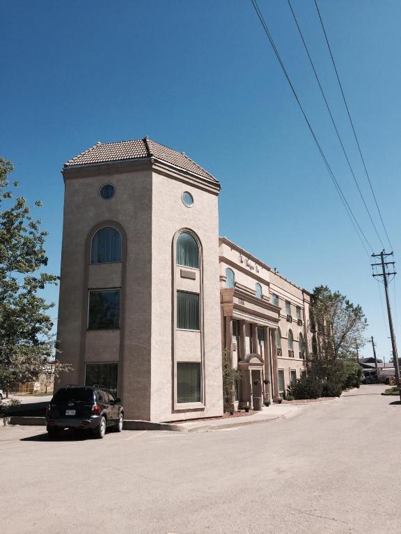 The Bridgeport Inn – Photos 1