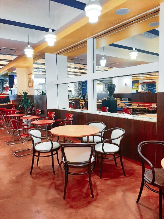 Hotel Avion - National Cultural Monument - ICONIC HOUSES ORG - Resim 44