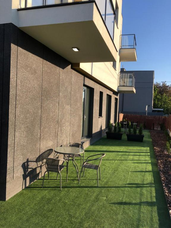 R HOUSE - brand new apartments with patio and garage - 19