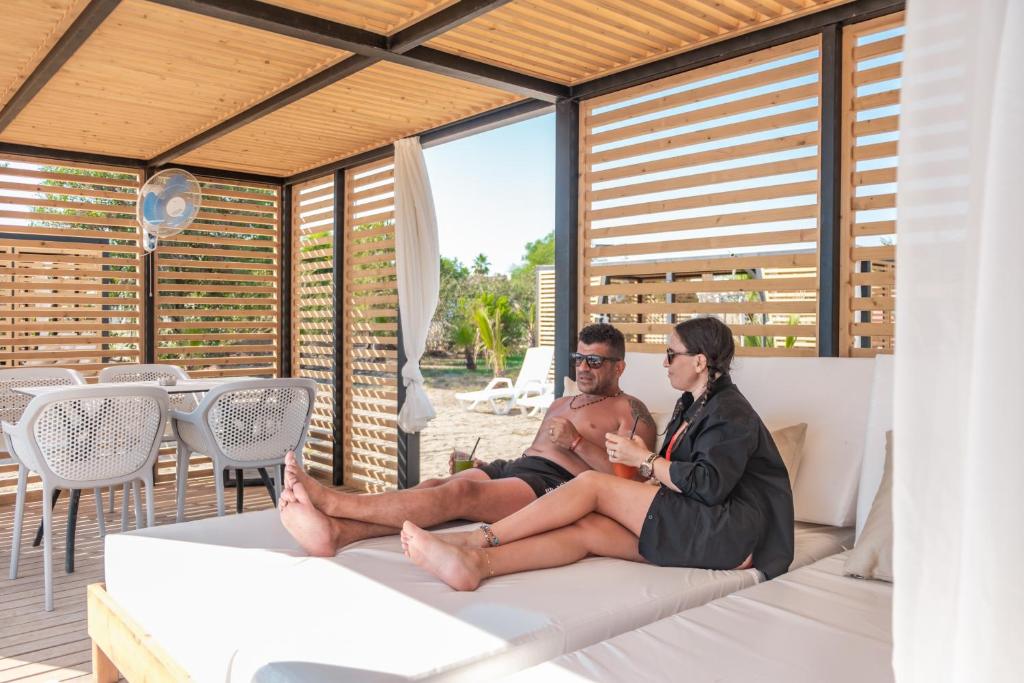 Hosté ubytování La Benata Beach Hotel