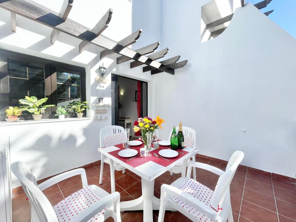 Nápoje v ubytování Seaview Townhouse in Puerto Santiago & Los Gigantes