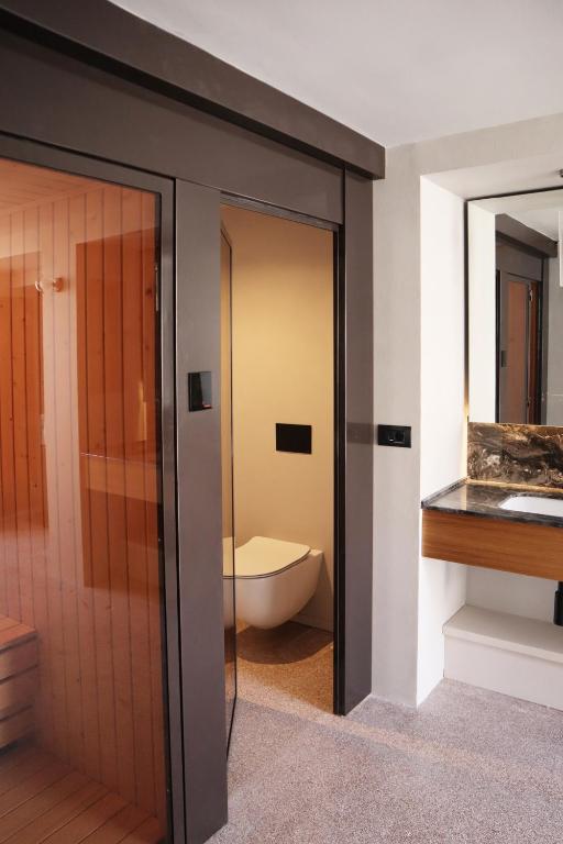 Vannituba majutusasutuses Roiss Haus Suites