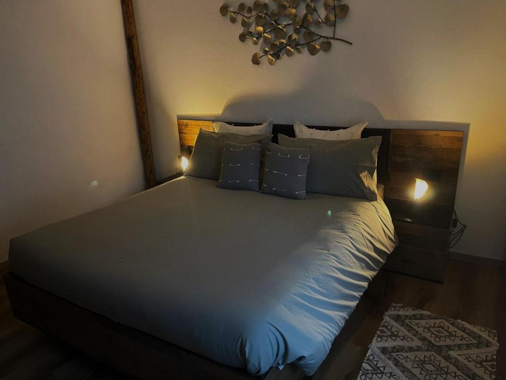 Łóżko lub łóżka w pokoju w obiekcie Casa Rodi