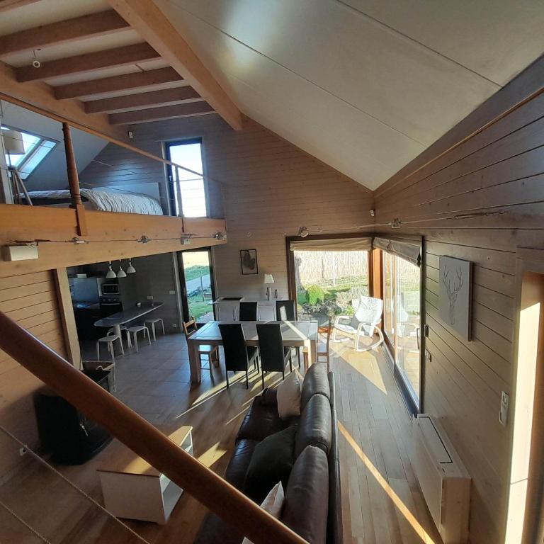 Posezení v ubytování Le gîte Pierre et Bois