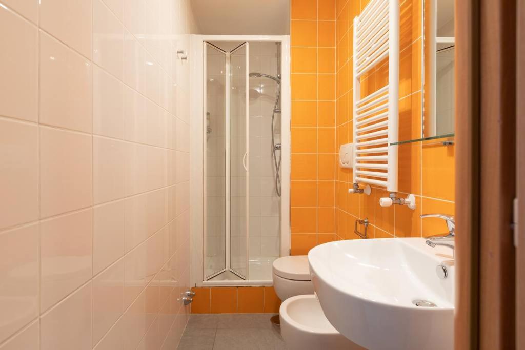 A bathroom at St Peter Rooms