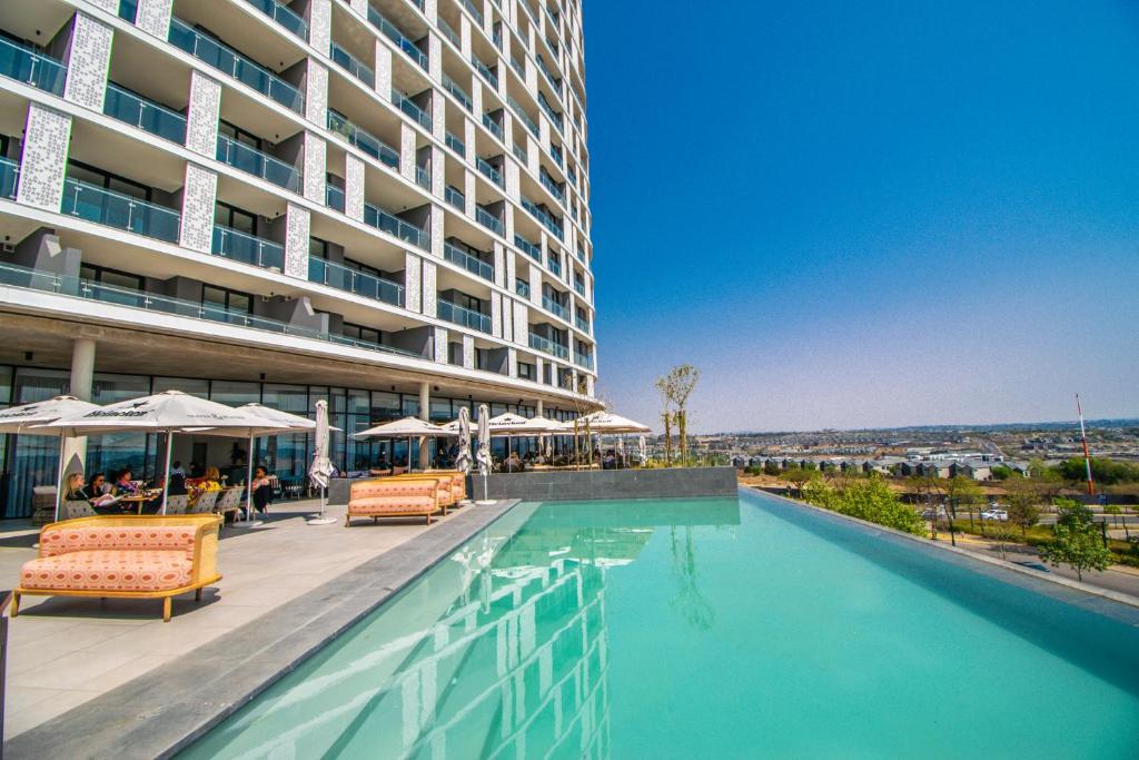 Ellipse luxury apartment waterfall, Midrand (updated prices 2024)