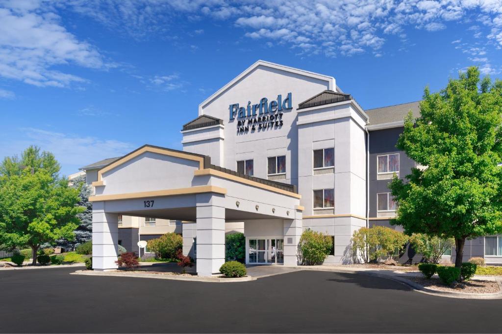 una representación de la posada y suites de Hamilton en Fairfield Inn & Suites by Marriott Yakima en Yakima