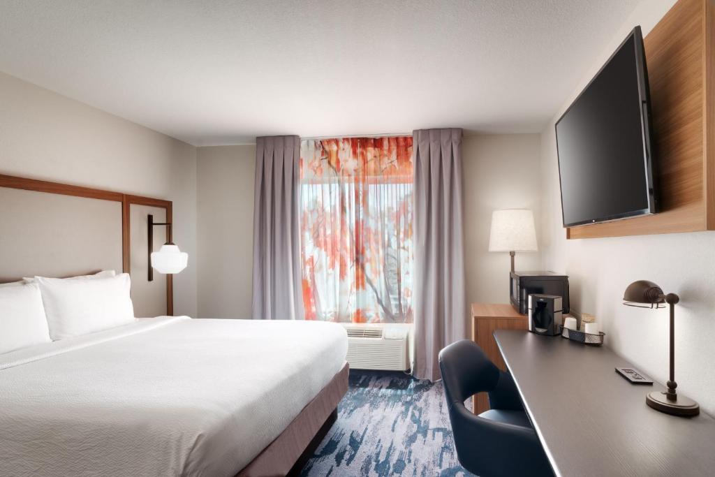 Postel nebo postele na pokoji v ubytování Fairfield Inn & Suites by Marriott Yakima