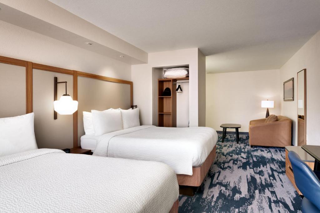 Postel nebo postele na pokoji v ubytování Fairfield Inn & Suites by Marriott Yakima