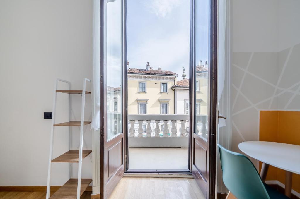 Central Studio APTS Milano-Corso Magenta - Studio With Balcony