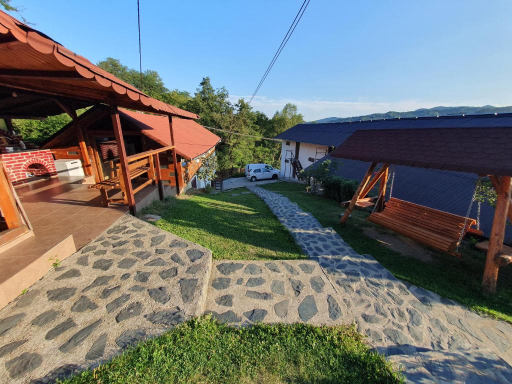 Příroda nedaleko penzionu