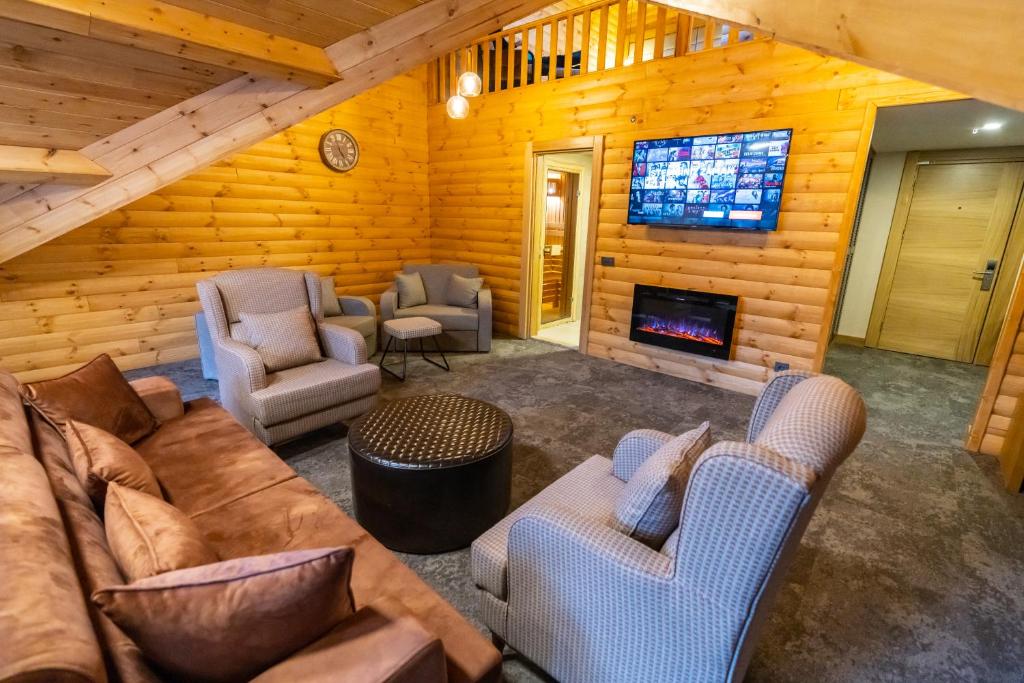 Фотография из галереи SARPİNO MOUNTAİN HOTEL в Сарыкамыше