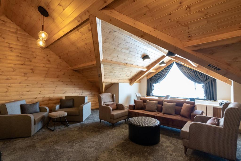 Фотография из галереи SARPİNO MOUNTAİN HOTEL в Сарыкамыше