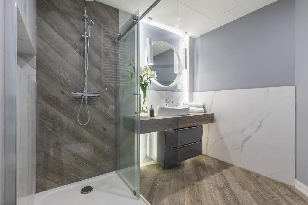 Łazienka w obiekcie Apartment 24 Premium Old Town Wroclaw